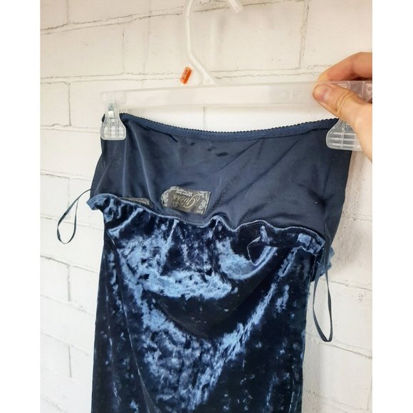 Guess Strapless Velour Dress - Picture 6 of 7